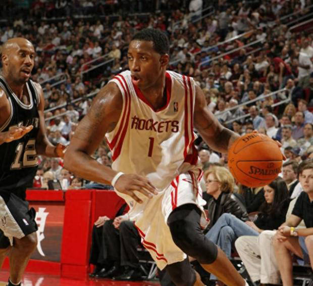 前NBA巨星重返球场，助力球队逆袭