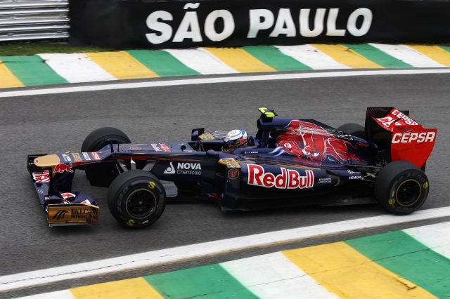 法拉利翻盘红牛二队，周冠宇扛起全队